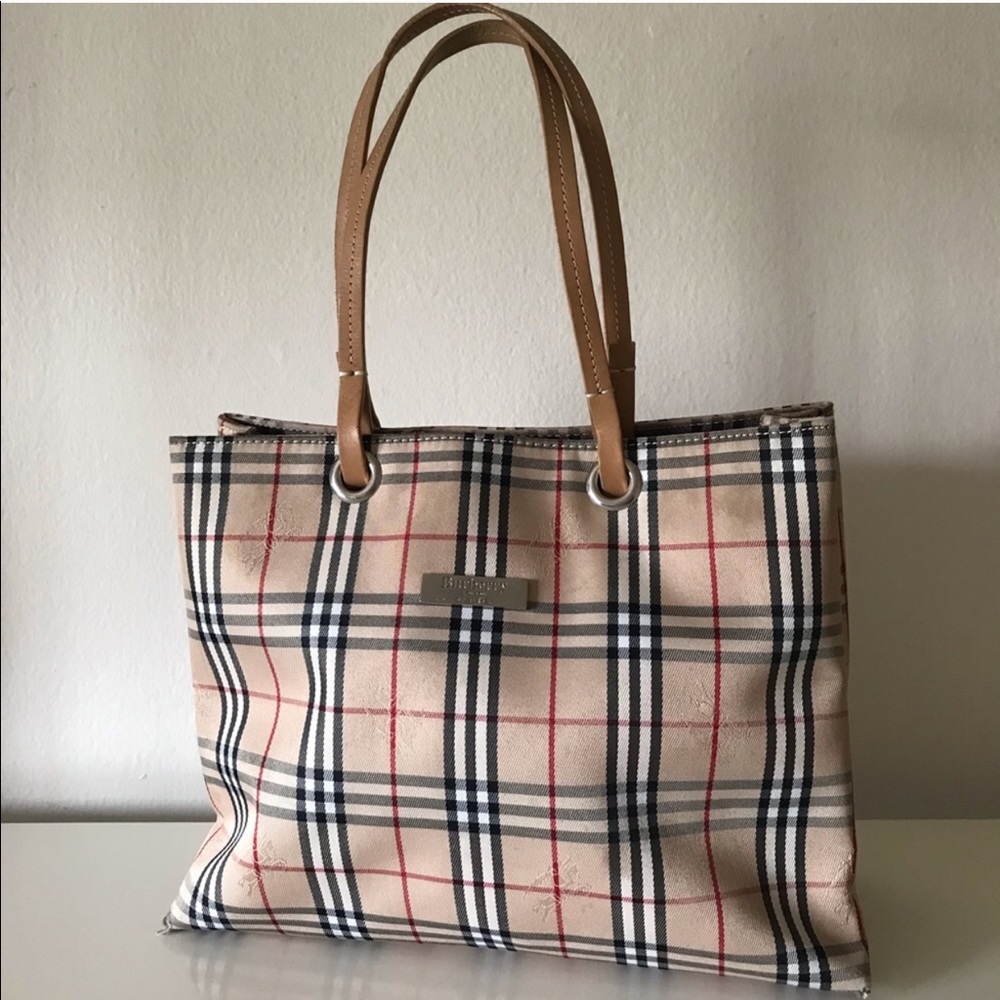 💯 Auth BURBERRY tote